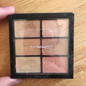 MAC Pro Longwear Correct and Conceal Palette Light